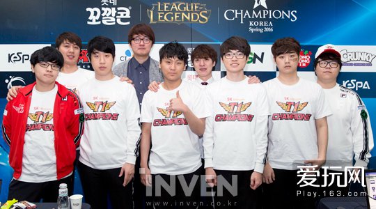 距离榜首的 距离榜首的