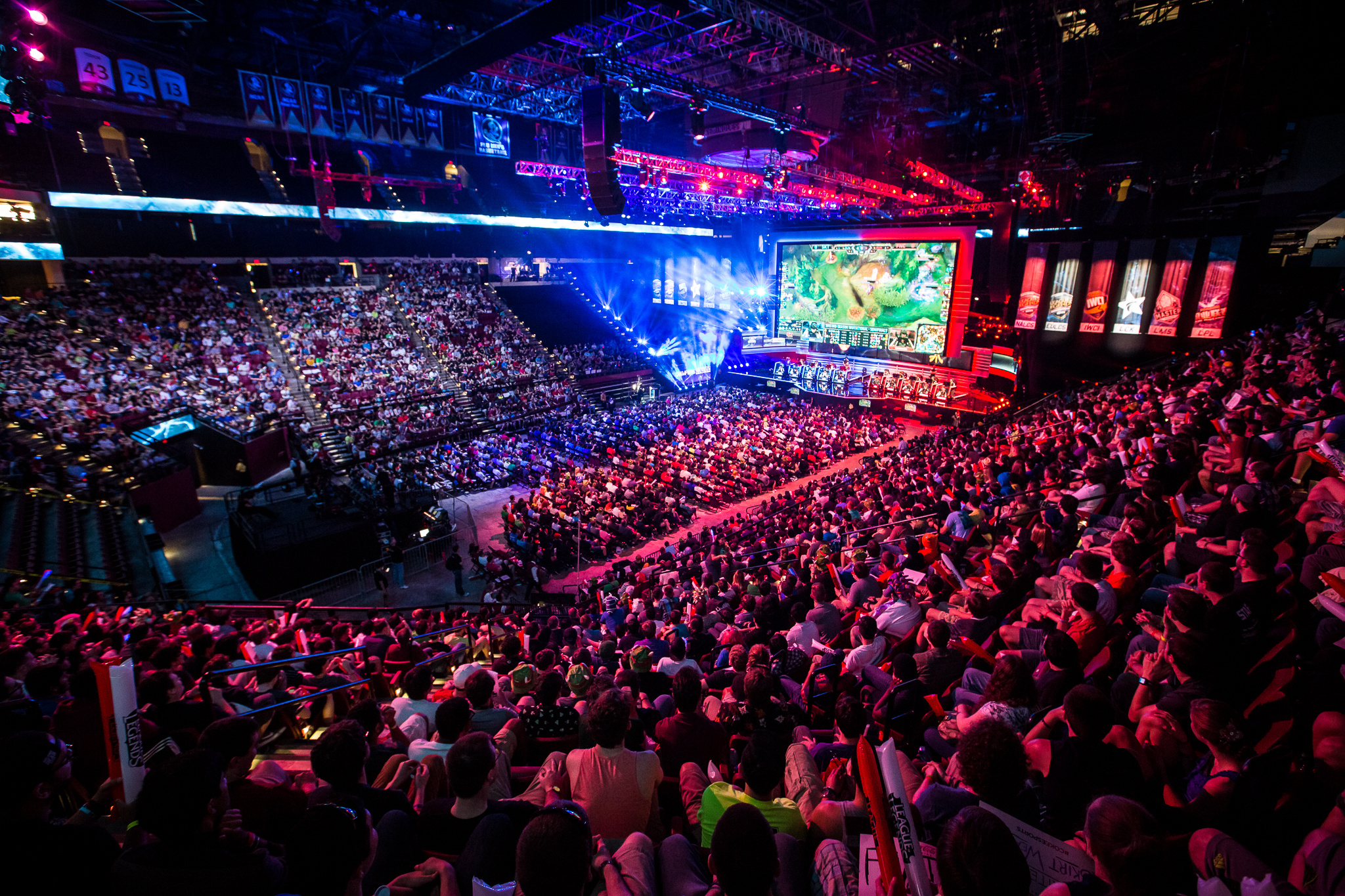 她未能进一 她未能进一